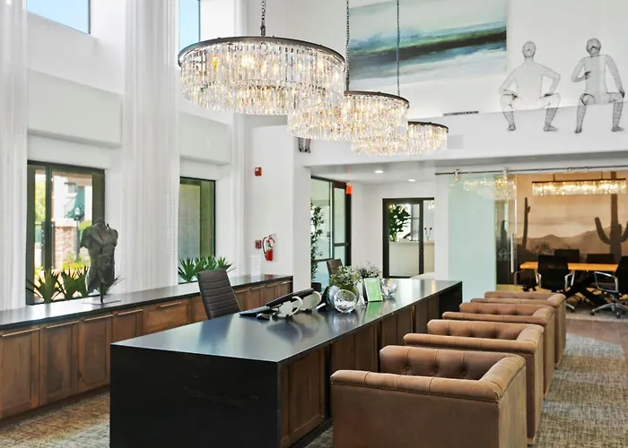 Apartment Cozysuites At Kierland Commons With Pool #16 *