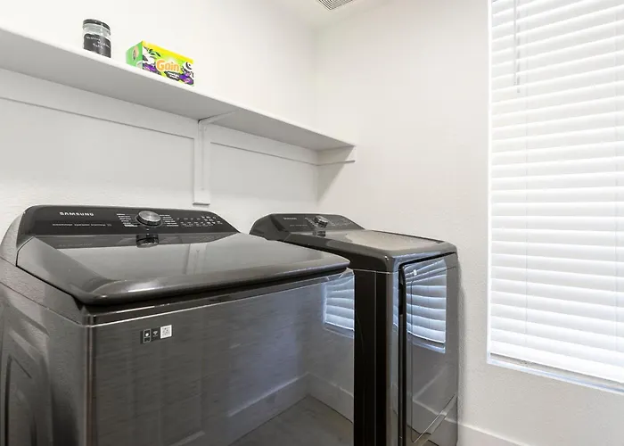 Apartment Cozysuites At Kierland Commons With Pool #16 *