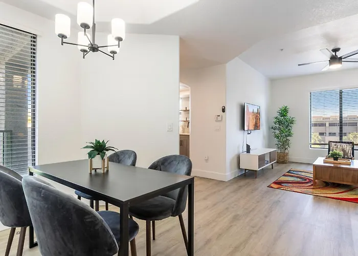 Cozysuites At Kierland Commons With Pool #16 Apartment Scottsdale